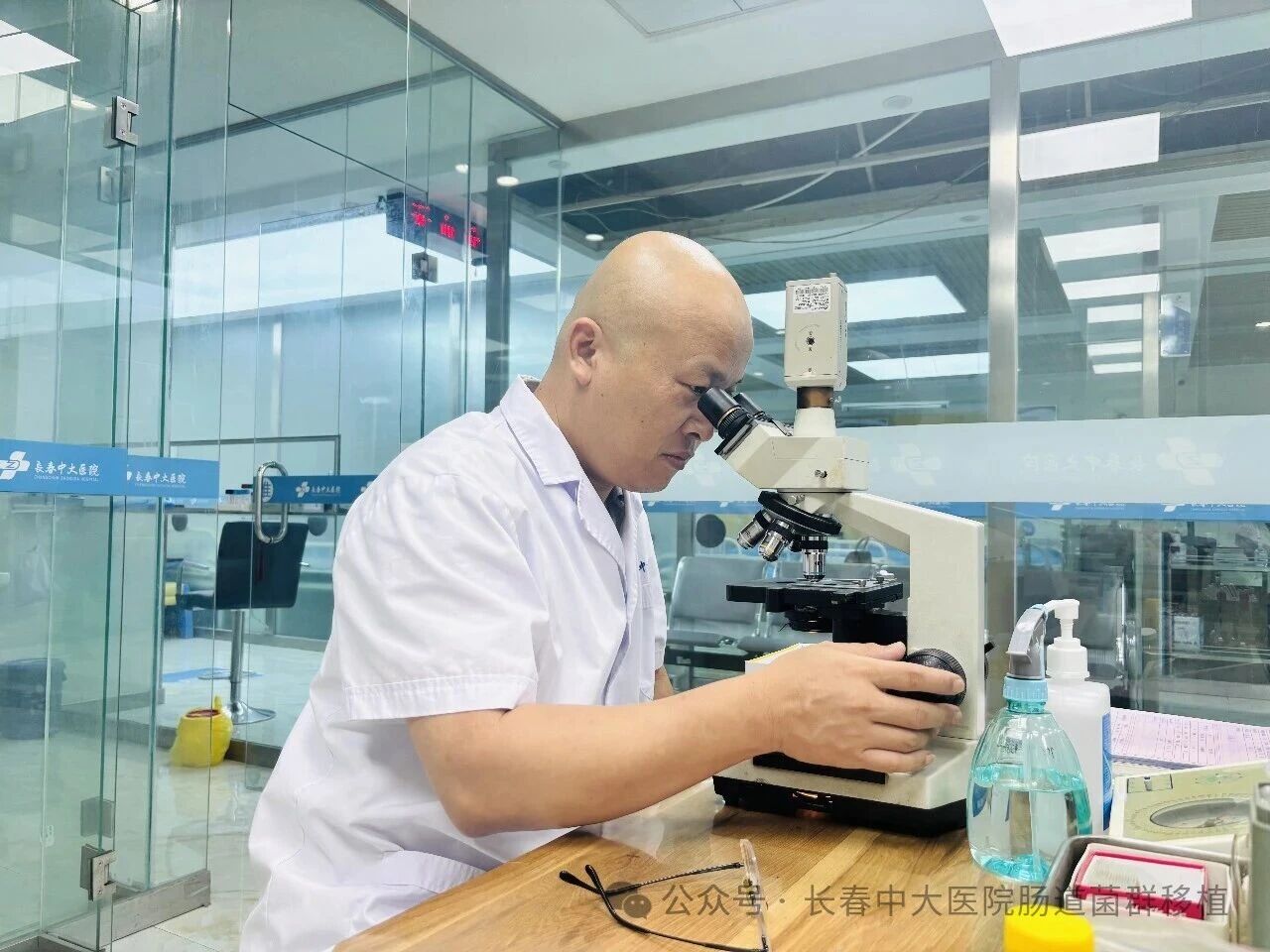 开封市|高朋磊医师：左手男科临床，右手肠道菌群移植深入研究